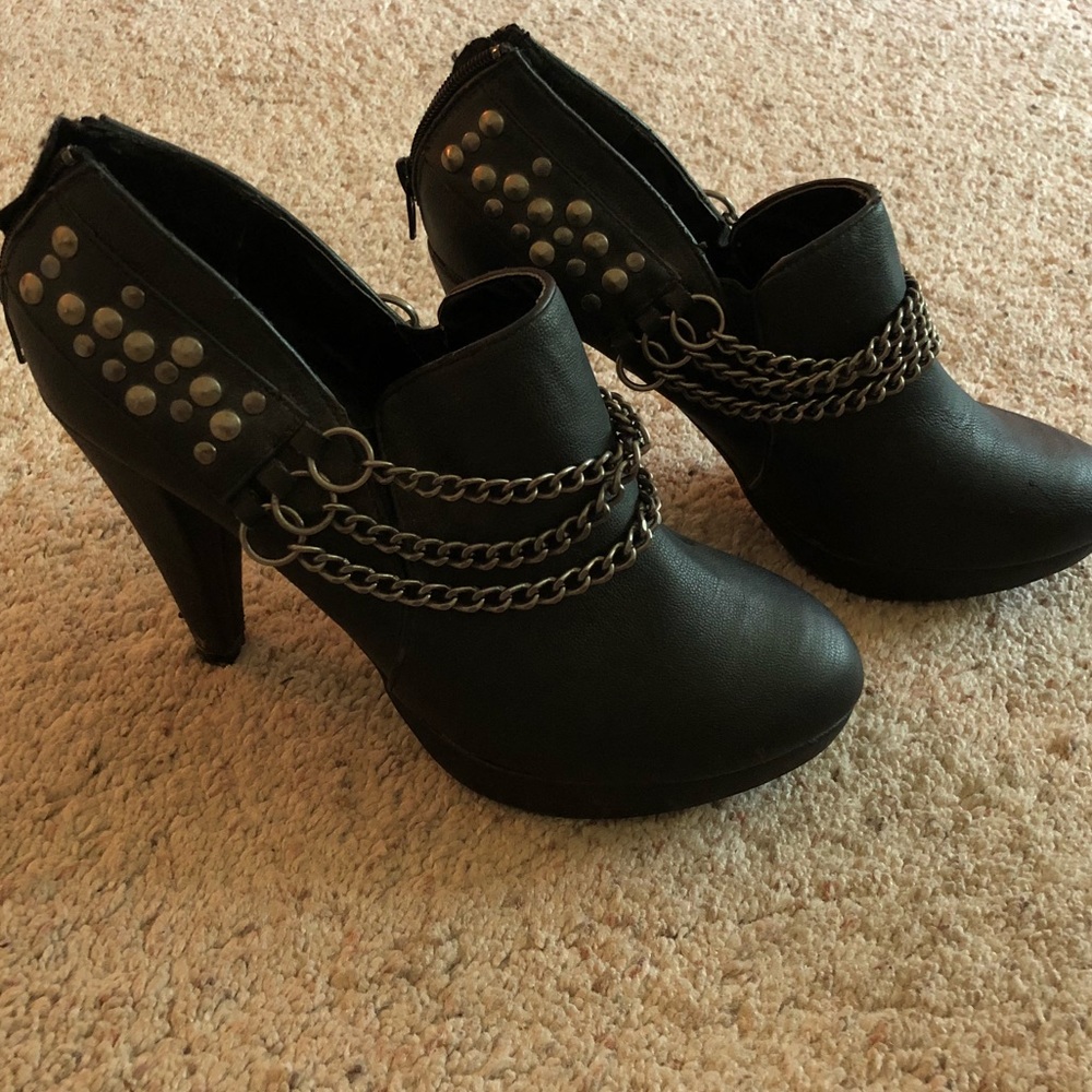 BKE Booties-Size 9.5